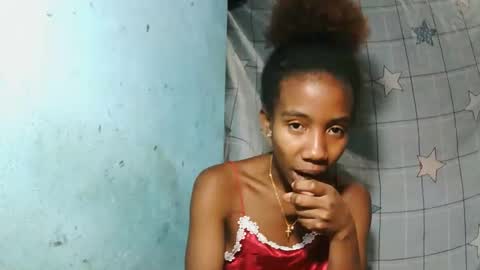 Snapshot of sasivia08 chatting on May 25, 1:06 pm sasivia08 online show from May 25, 1:06 pm