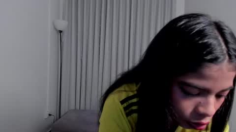 Snapshot of saski_martell chatting on July 4, 4:29 am saski martell online show from July 4, 4:29 am