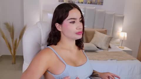 Snapshot of saskia_litt chatting on May 13, 3:48 am saskia litt online show from May 13, 3:48 am