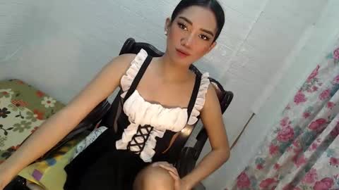Snapshot of sassy_keylla chatting on April 10, 9:52 pm KEYLLA online show from April 10, 9:52 pm