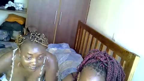 sassyassy_ online show from May 22, 7:48 am