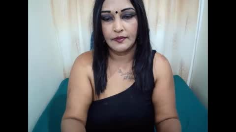 Snapshot of sassyindian00 chatting on October 2, 3:52 pm sassyindian00 online show from October 2, 3:52 pm