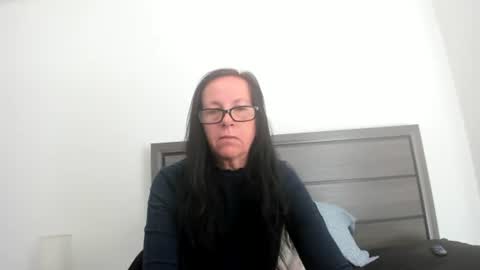 sassypeachgoddess online show from November 9, 2:04 pm