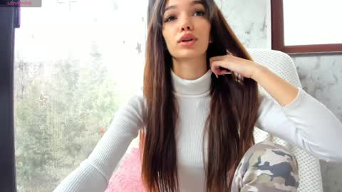 Snapshot of sassyt33n chatting on January 11, 10:29 am sassyt33n online show from January 11, 10:29 am