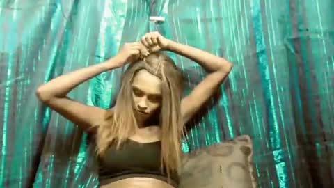 sassyxindian online show from April 3, 9:18 am