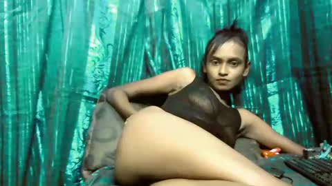 sassyxindian online show from April 5, 10:18 pm