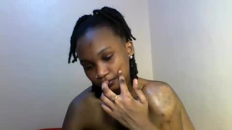 Snapshot of sasy_tina chatting on January 31, 9:24 pm Tina online show from January 31, 9:24 pm