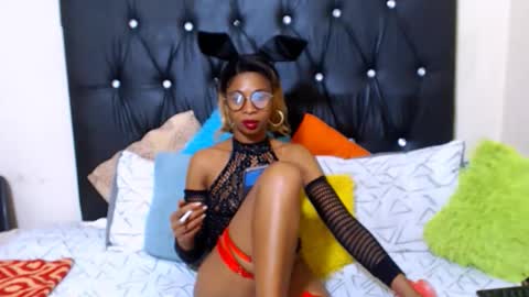 sasyylissaa online show from April 1, 9:43 am