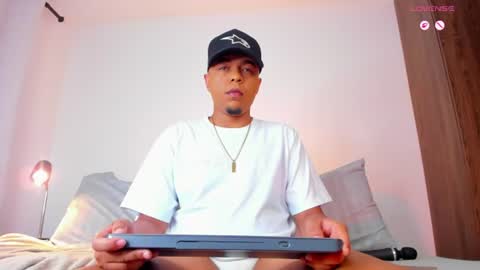 Snapshot of satanas_333 chatting on August 2, 10:30 pm online show from August 2, 10:30 pm