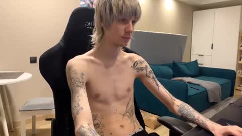 Satoshi online show from April 16, 8:20 pm