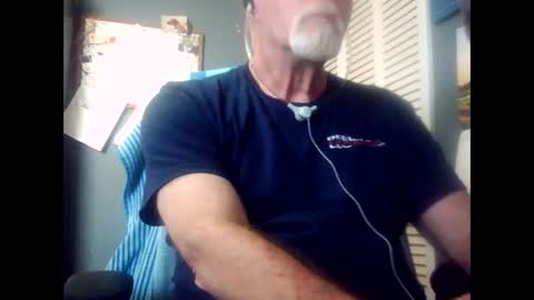Snapshot of satyr64 chatting on May 9, 8:14 pm satyr64 online show from May 9, 8:14 pm