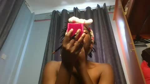 Snapshot of sauce_pety chatting on March 15, 6:41 am pety online show from March 15, 6:41 am