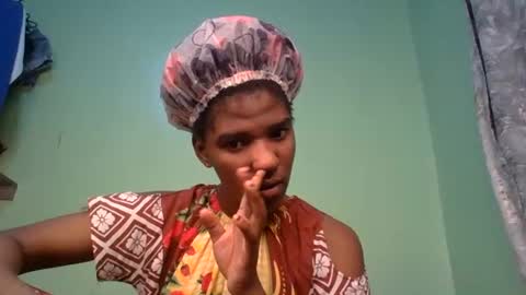 Snapshot of sauce_pety chatting on June 14, 5:15 pm pety online show from June 14, 5:15 pm