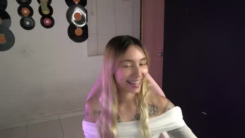 Snapshot of saucy_jenn1 chatting on July 11, 2:36 am I AM JENN online show from July 11, 2:36 am