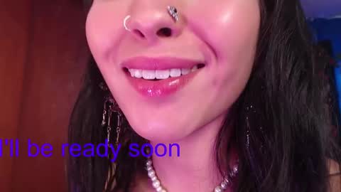 Zaren online show from March 8, 8:46 pm