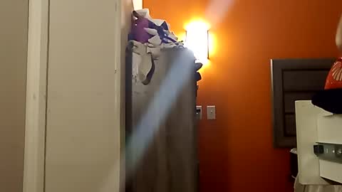 Snapshot of saucybear666 chatting on March 1, 6:13 am SnowBunny online show from March 1, 6:13 am