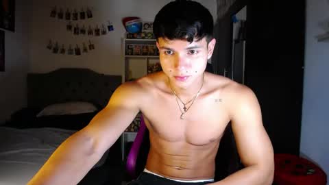 Snapshot of saulomiralles chatting on June 6, 11:20 pm Saulo online show from June 6, 11:20 pm