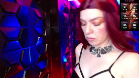 Snapshot of sauvage_lilith chatting on May 7, 3:34 am lilith online show from May 7, 3:34 am