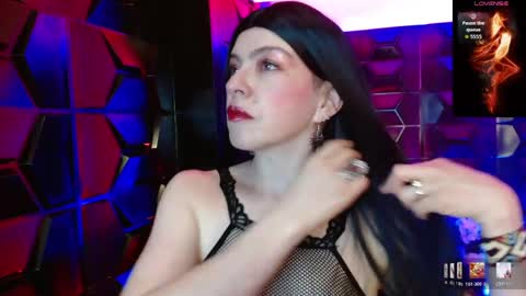 Snapshot of sauvage_lilith chatting on May 11, 3:01 am lilith online show from May 11, 3:01 am