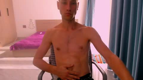 Snapshot of savak_hottie chatting on May 20, 12:39 am Savak Laakem online show from May 20, 12:39 am