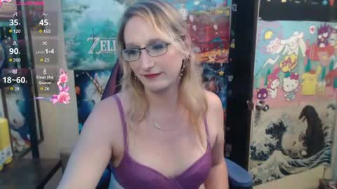 Snapshot of savanah_banana chatting on July 11, 9:27 pm Savanah online show from July 11, 9:27 pm