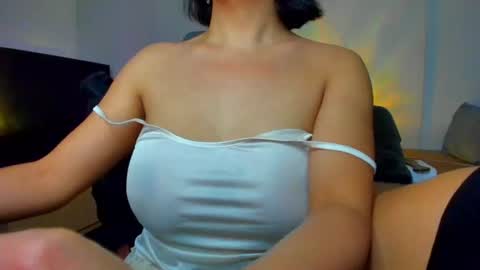 savanna13 online show from July 2, 10:32 am