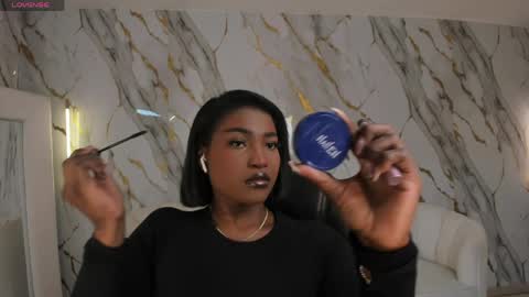 S a v a n n a h  online show from March 27, 9:03 pm