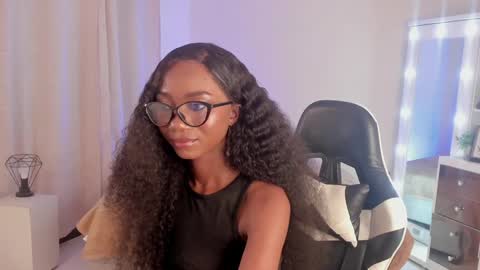 Snapshot of savannahwildee chatting on January 13, 8:48 pm Savannahwildee online show from January 13, 8:48 pm