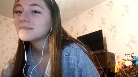 Sophie online show from September 14, 2:27 pm