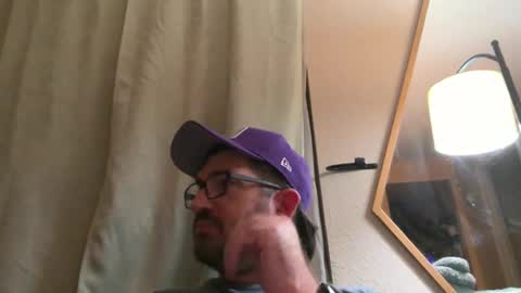 Snapshot of savoryribeye26 chatting on May 17, 6:44 am savoryribeye26 online show from May 17, 6:44 am