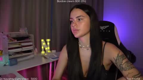 Snapshot of savvage_play chatting on July 14, 6:57 pm Naomi online show from July 14, 6:57 pm