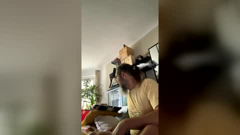 Snapshot of saxonialatexdude chatting on July 27, 7:59 am saxonialatexdude online show from July 27, 7:59 am