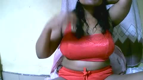 Snapshot of saylla1 chatting on November 9, 6:50 pm saylla1 online show from November 9, 6:50 pm