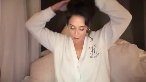 Snapshot of sayplsgdgrl chatting on January 25, 6:55 am Good Girls Say Please...and Thank You online show from January 25, 6:55 am