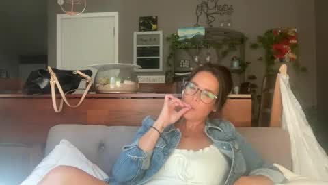 Snapshot of sayplsgdgrl chatting on May 11, 9:01 pm Good Girls Say Please...and Thank You online show from May 11, 9:01 pm