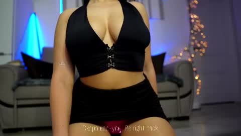 Valeria Swarowskaya online show from July 26, 7:10 pm