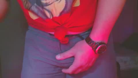 Snapshot of sbutter chatting on February 13, 10:43 pm sbutter online show from February 13, 10:43 pm