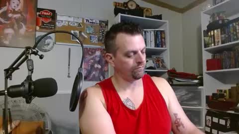 Snapshot of scarecrow2wm chatting on October 26, 9:42 pm Kent Clark online show from October 26, 9:42 pm