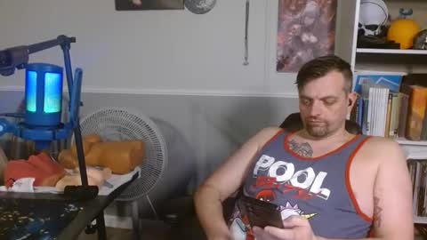 Snapshot of scarecrow2wm chatting on March 15, 10:38 pm Kent Clark online show from March 15, 10:38 pm