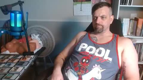 Snapshot of scarecrow2wm chatting on March 27, 10:31 pm Kent Clark online show from March 27, 10:31 pm