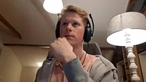 Snapshot of scarjoris chatting on October 2, 7:54 pm Scarjoris online show from October 2, 7:54 pm