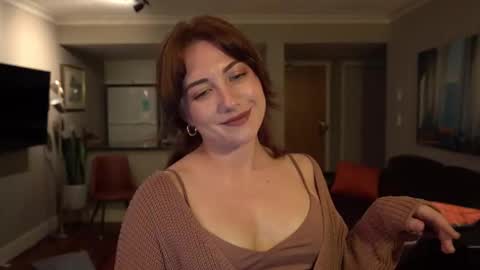 Snapshot of scarlajade chatting on October 24, 1:24 am scarlajade online show from October 24, 1:24 am