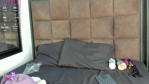 Snapshot of scarlet__love__ chatting on May 26, 11:39 am scarlet__love__ online show from May 26, 11:39 am