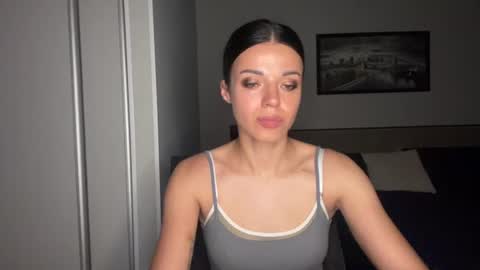 Snapshot of scarlet_daisy_ chatting on July 1, 7:21 am Sophie online show from July 1, 7:21 am