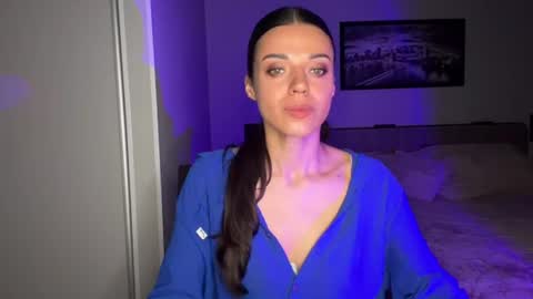 Snapshot of scarlet_daisy_ chatting on July 20, 7:22 am Sophie online show from July 20, 7:22 am