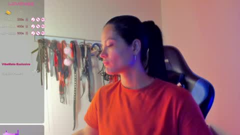 scarlet taylor kennedy online show from April 6, 11:27 pm