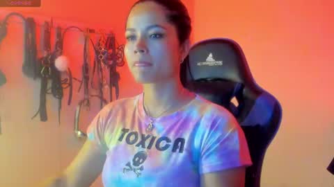 Snapshot of scarlet_kennedy98 chatting on July 16, 8:26 pm scarlet taylor kennedy online show from July 16, 8:26 pm