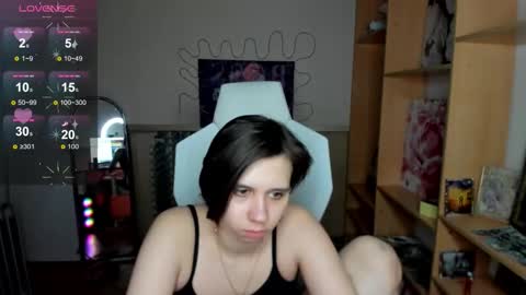 Snapshot of scarlet_sirenn chatting on March 4, 8:42 am Alexandra online show from March 4, 8:42 am