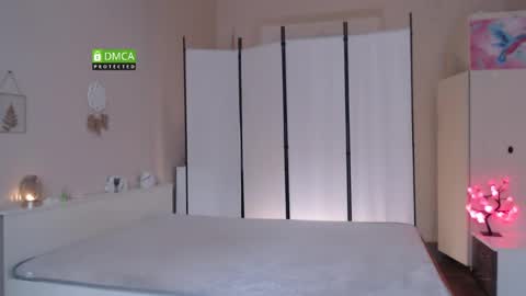Snapshot of scarlet_sweety chatting on June 4, 4:57 pm scarlet_sweety online show from June 4, 4:57 pm