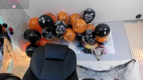 Scarlet online show from October 24, 3:30 pm